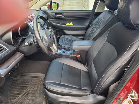 Used 2017 Subaru Legacy 3.6R Limited image 10