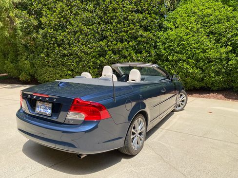 Used 2013 Volvo C70 T5 FWD image 9