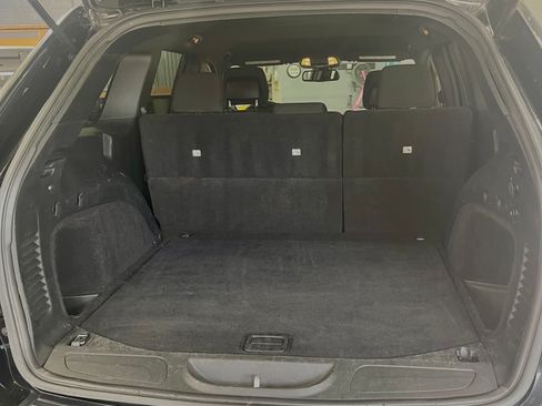 Used 2014 Jeep Grand Cherokee Laredo w/ Quick Order Package 23E image 11