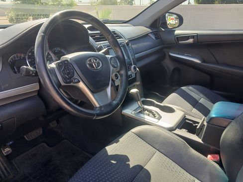 Used 2012 Toyota Camry SE image 8
