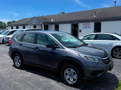 Used 2016 Honda CR-V LX image 14