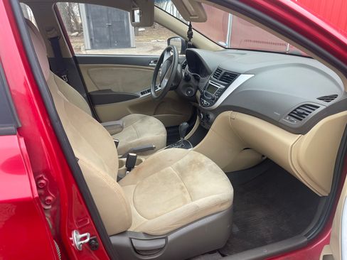 Used 2013 Hyundai Accent GLS image 6