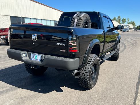 Used 2012 RAM 2500 ST w/ Chrome Appearance Group AWD/4WD image 8