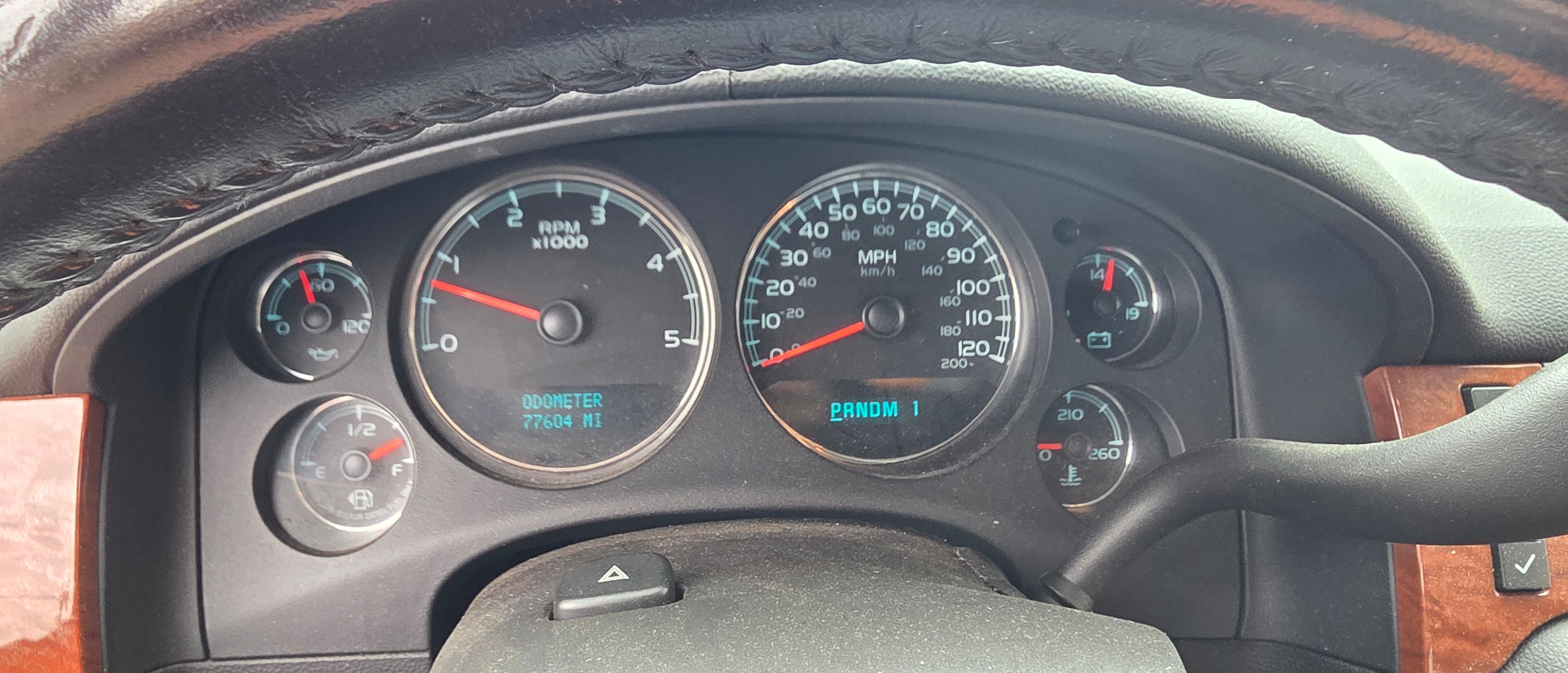 Used 2008 GMC Sierra 2500 SLT w/ Convenience Package AWD/4WD image 6