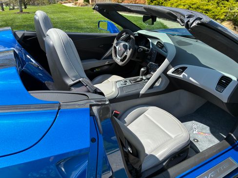 Used 2015 Chevrolet Corvette Stingray Convertible w/ 3LT Preferred Equipment Group image 10