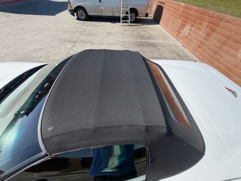 Used 1998 Chevrolet Corvette Convertible 2D w/ Performance Handling Pkg image 8