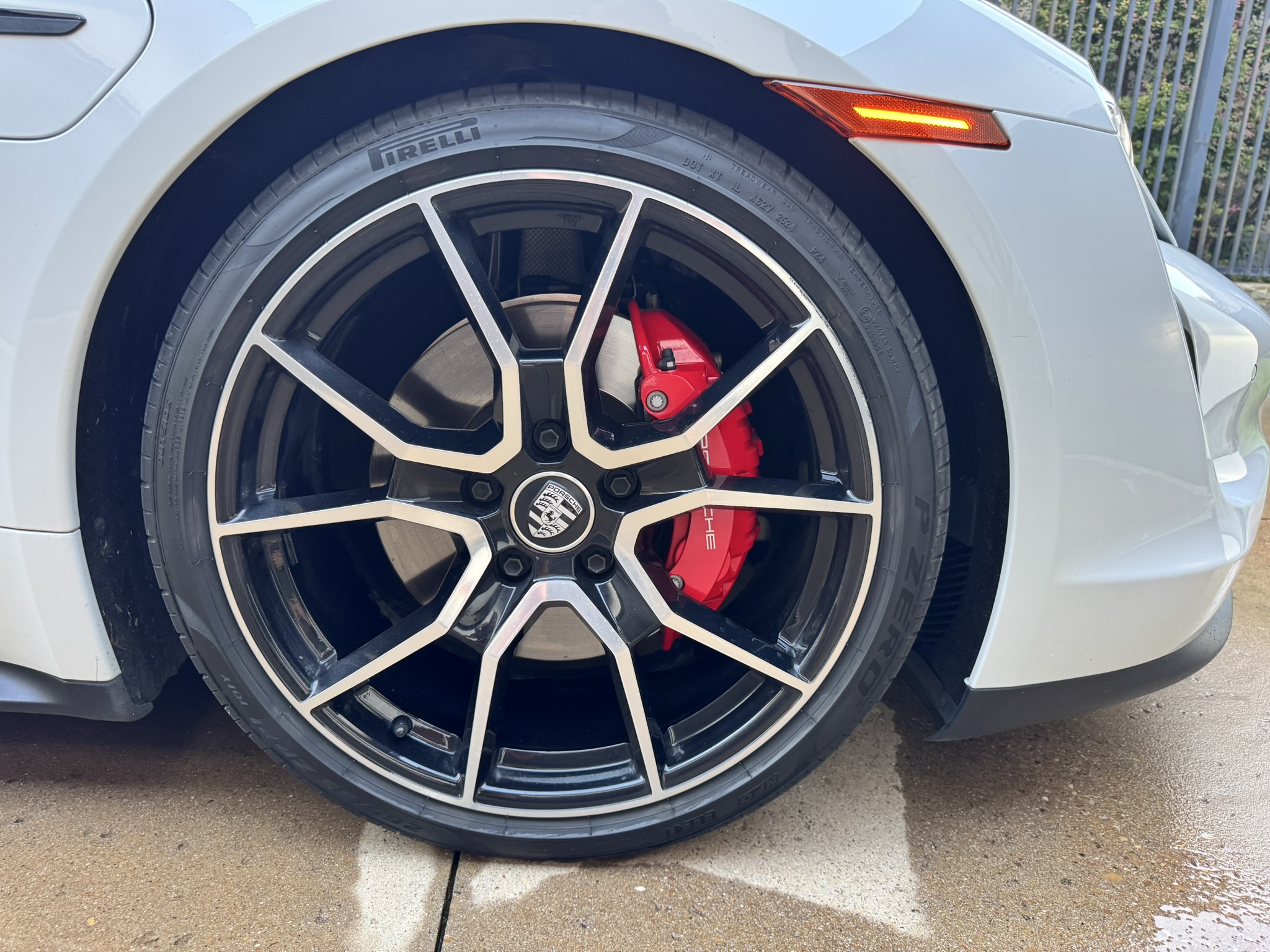 Used 2024 Porsche Taycan 4S AWD/4WD image 6