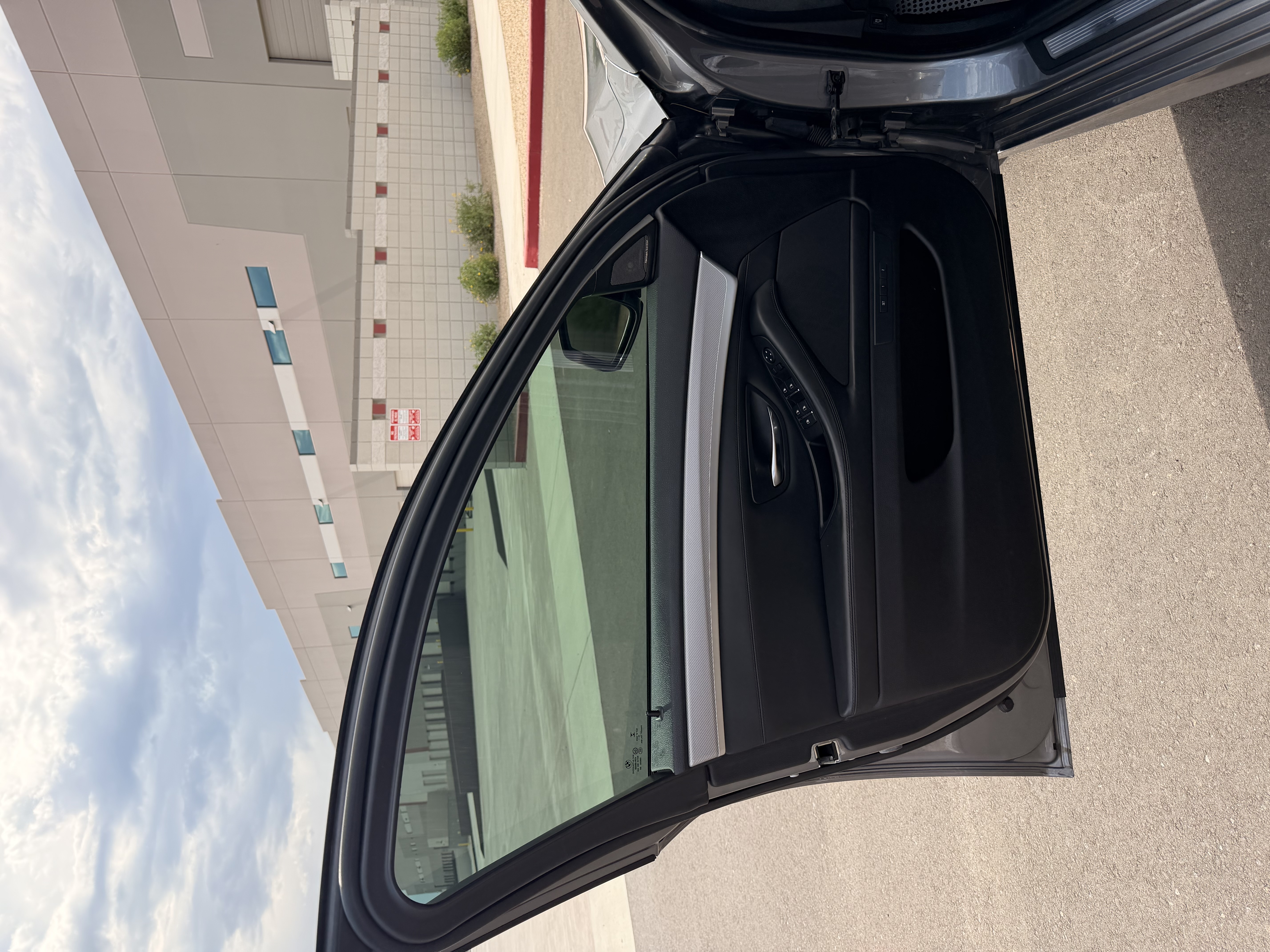 Used 2016 BMW 535i xDrive Sedan AWD/4WD image 12