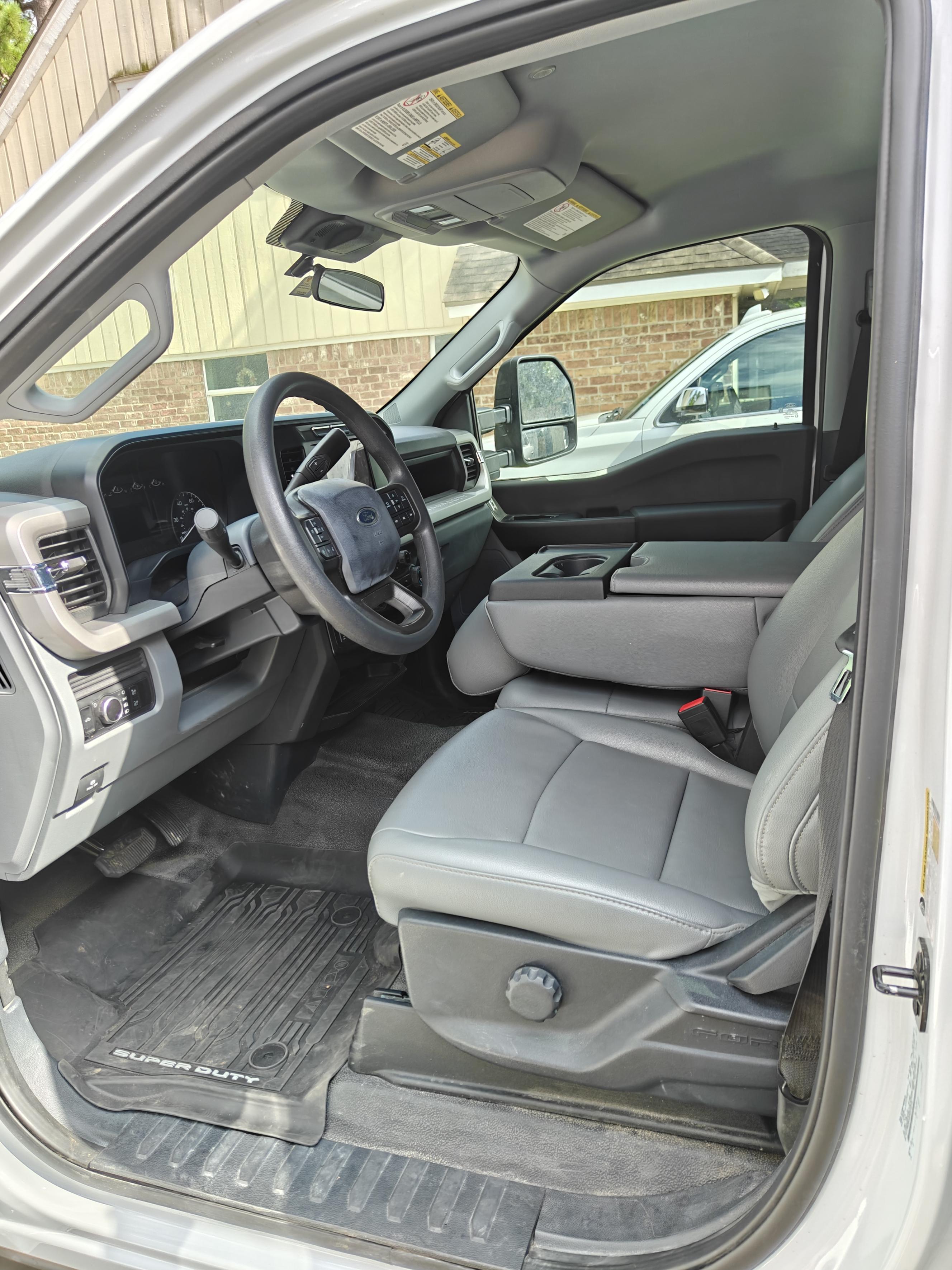 Used 2024 Ford F250 XL w/ FX4 Off-Road Package AWD/4WD image 9