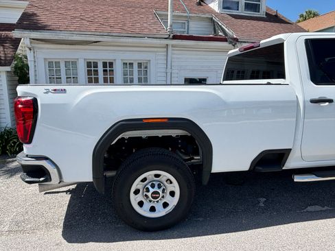 Used 2025 GMC Sierra 2500 Pro w/ 1SA Pro Safety Plus Package AWD/4WD image 6