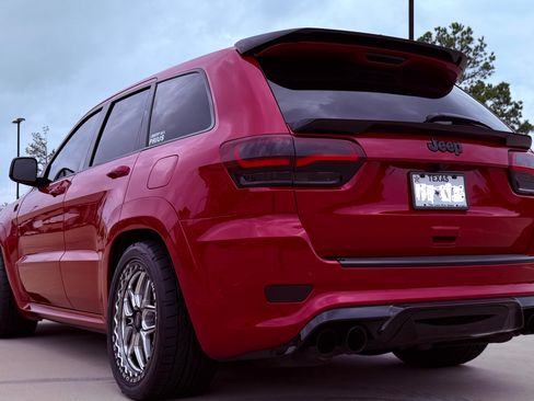 Used 2018 Jeep Grand Cherokee Trackhawk AWD/4WD image 5