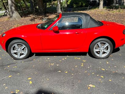 Used 2008 MAZDA MX-5 Miata Sport w/ Convenience Pkg