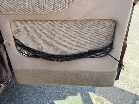 Used 2003 Chevrolet Express 1500 Van 3D w/ Preferred Equipment Group 4 image 14