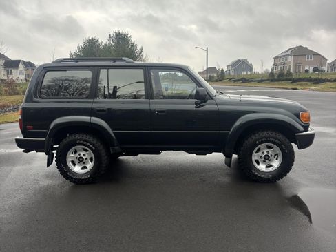 Used 1994 Toyota Land Cruiser Sport Utility 4D image 8