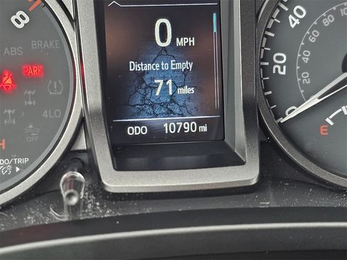 Used 2022 Toyota Tacoma TRD Sport w/ TRD Premium Sport Package image 13