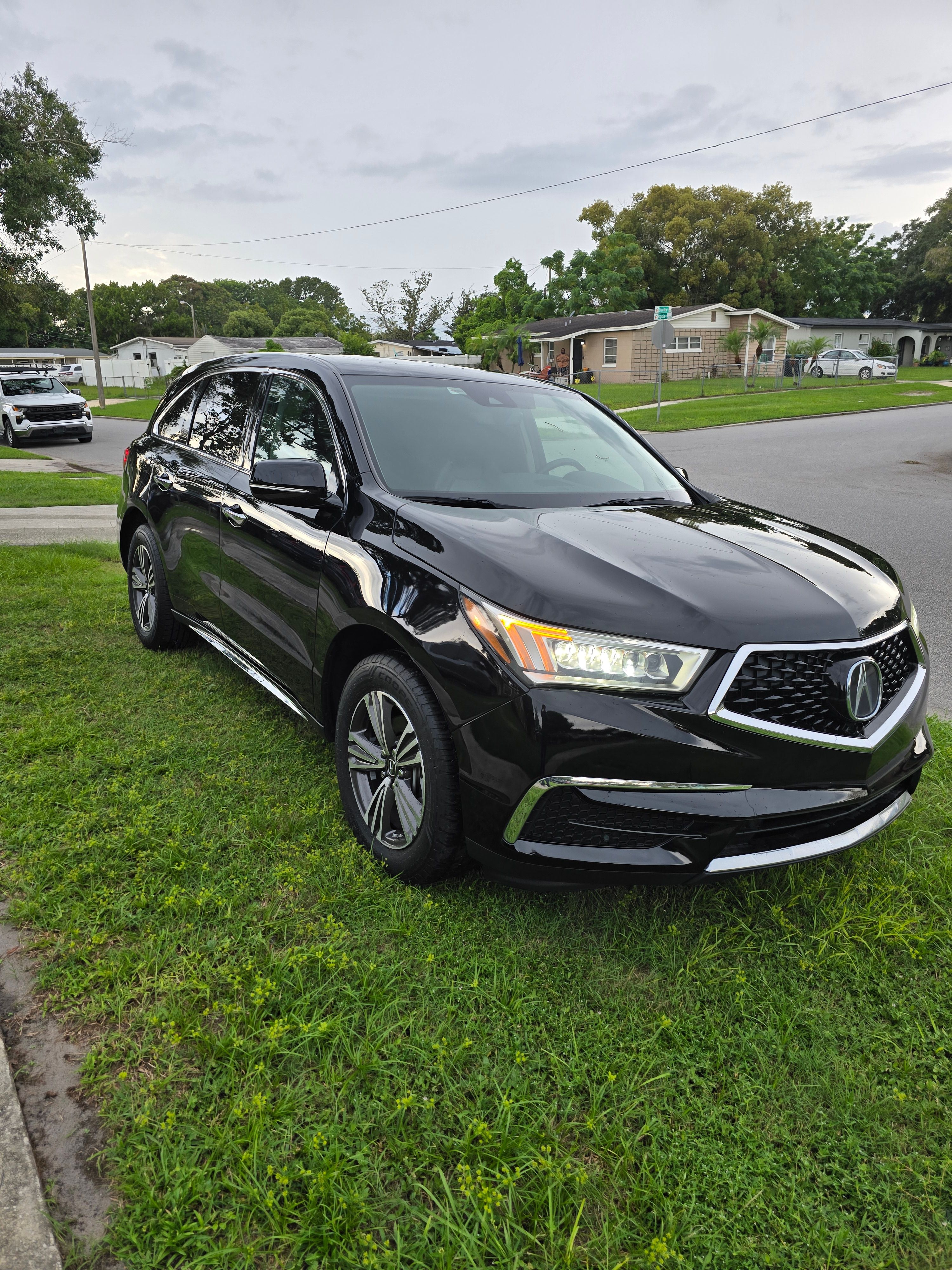 Used 2017 Acura MDX FWD image 4