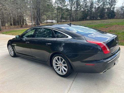 Used 2014 Jaguar XJ L Portfolio RWD image 4