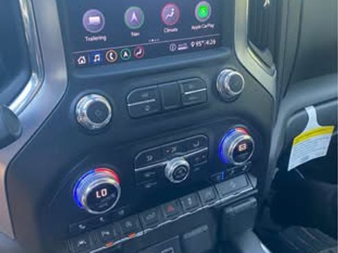 Used 2020 GMC Sierra 1500 SLT w/ SLT Premium Plus Package AWD/4WD image 6