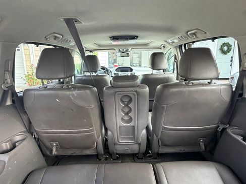 Used 2014 Honda Odyssey EX-L image 16