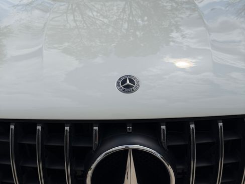 Used 2018 Mercedes-Benz GLC 63 AMG 4MATIC image 17