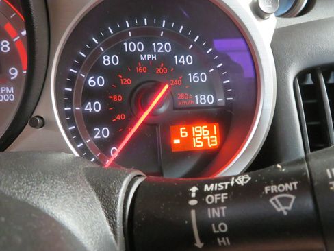 Used 2011 Nissan 370Z NISMO RWD image 13