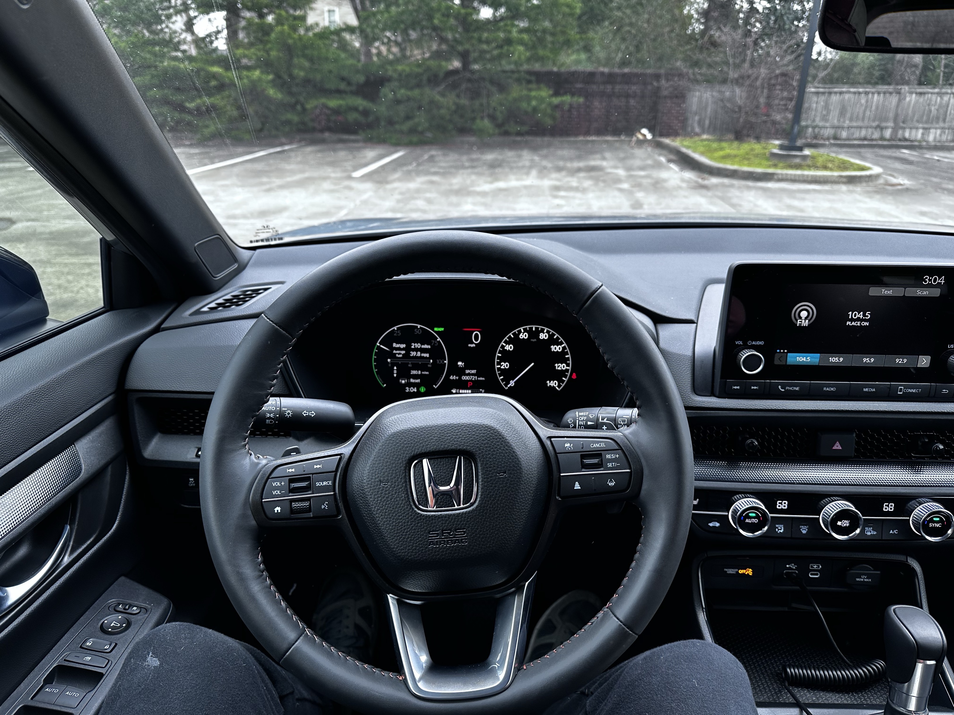 Used 2024 Honda CR-V Sport image 2