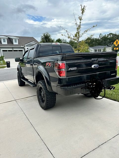 Used 2014 Ford F150 FX4 w/ Equipment Group 402A Luxury AWD/4WD image 4