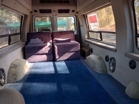 Used 2006 Ford E-250 and Econoline 250 Extended image 10