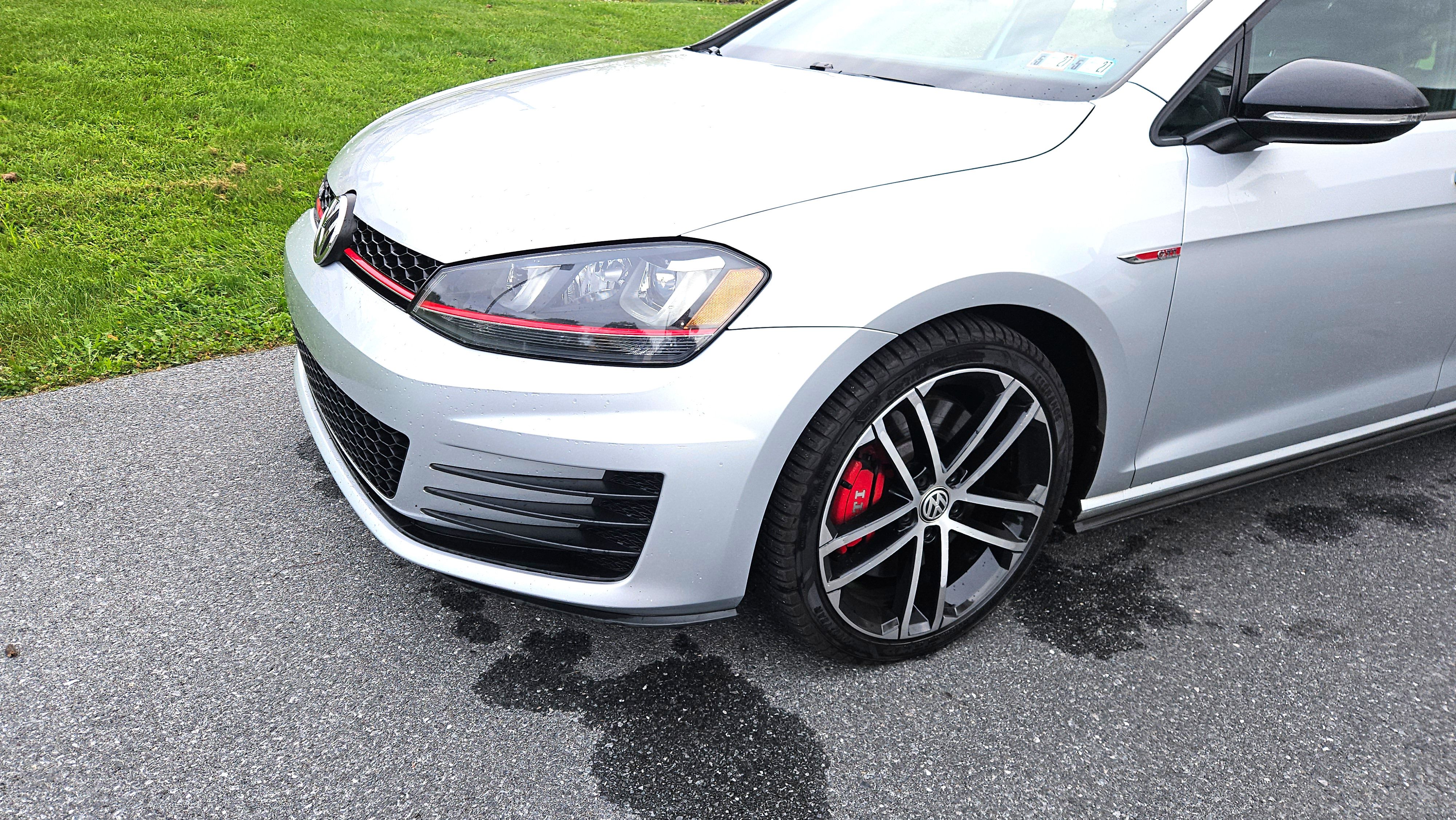 Used 2017 Volkswagen GTI Sport FWD image 8