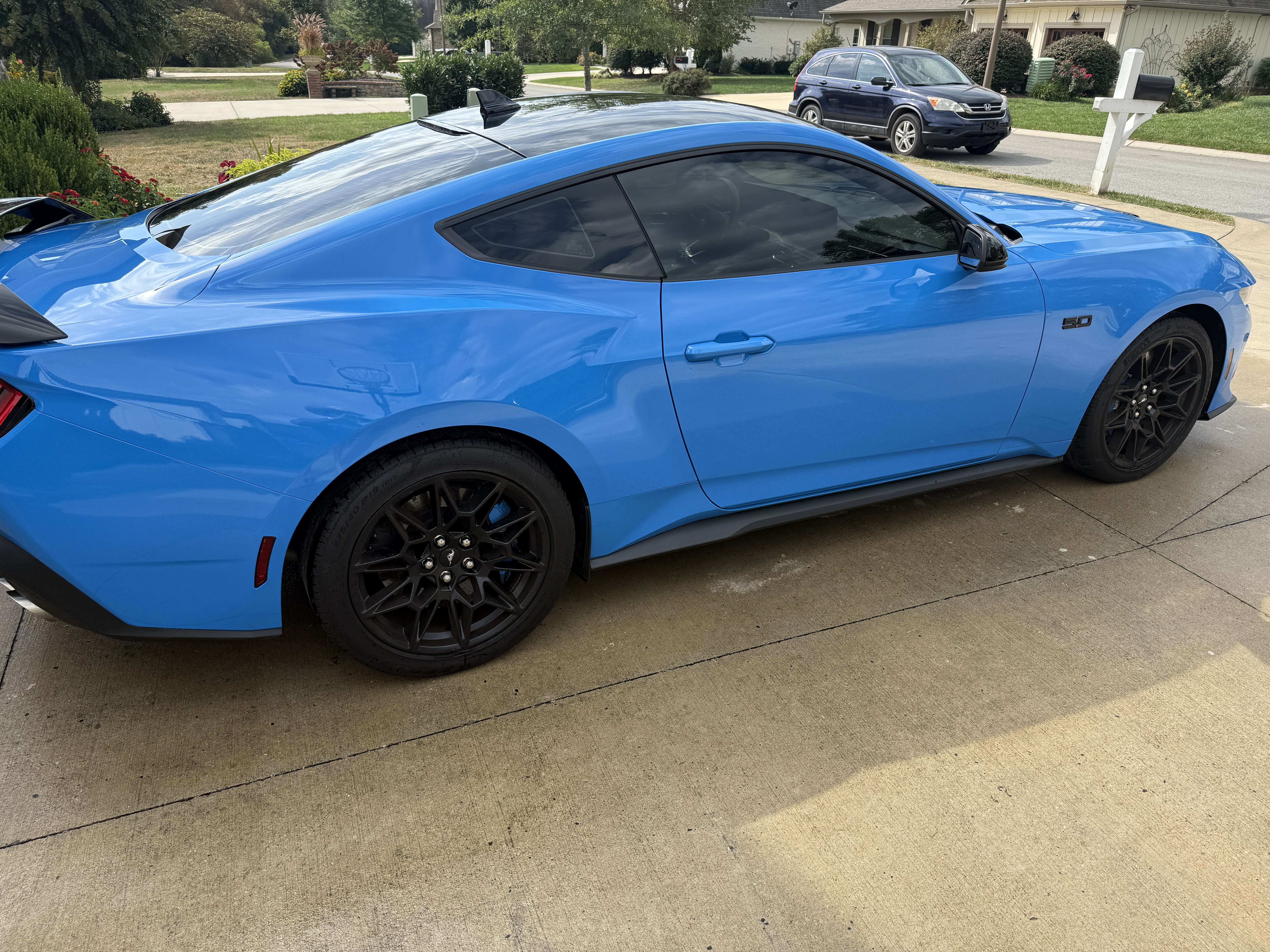 Used 2024 Ford Mustang GT Premium w/ GT Performance Package RWD image 2