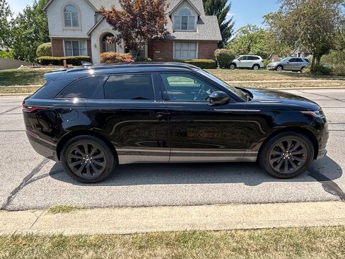 Used 2018 Land Rover Range Rover Velar R-Dynamic SE image 1