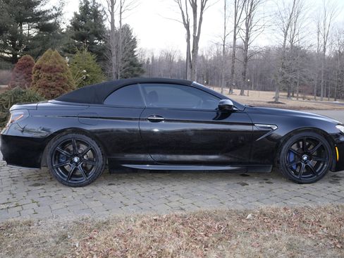 Used 2016 BMW M6 Convertible image 8