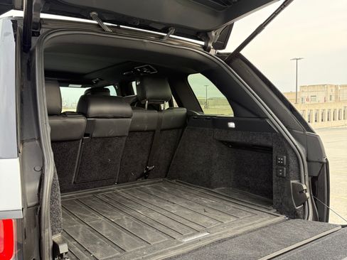Used 2020 Land Rover Range Rover HSE image 14