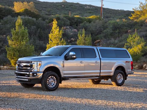 Used 2020 Ford F350 XLT w/ XLT Premium Package image 1