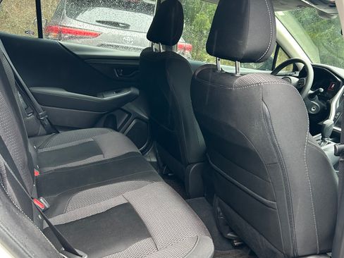 Used 2022 Subaru Outback Wagon 4D image 10