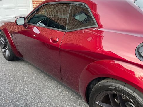 Used 2019 Dodge Challenger SRT Hellcat Redeye image 2