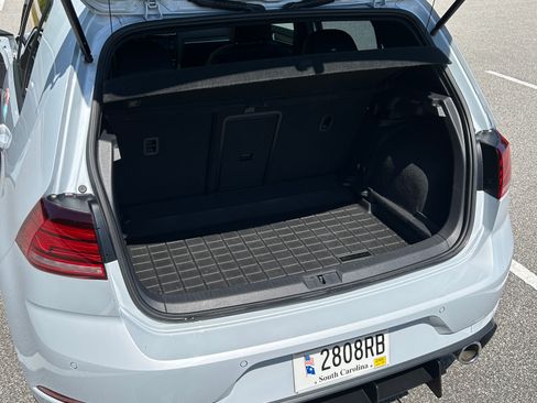 Used 2019 Volkswagen Golf 4-Door FWD image 4