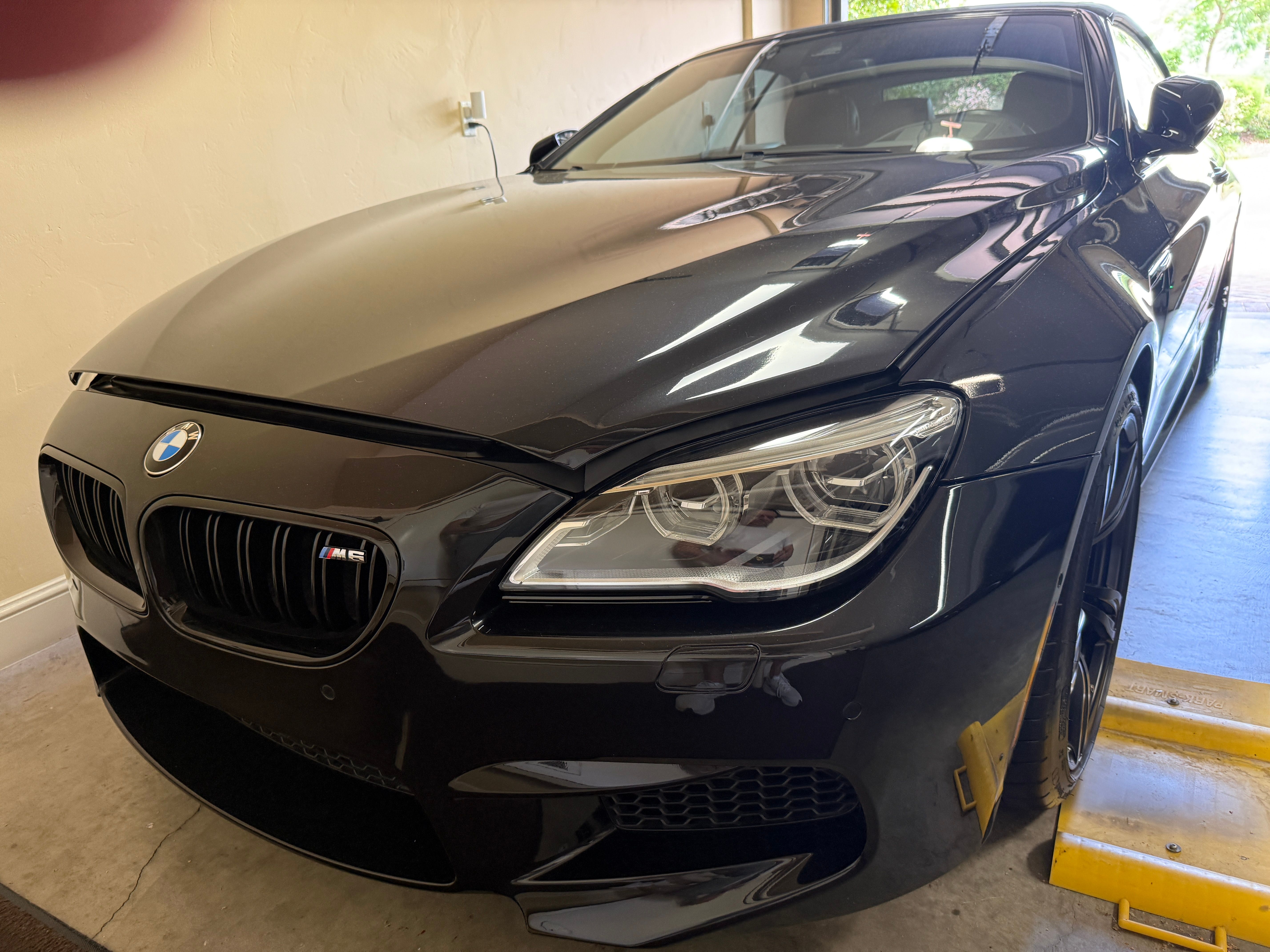 Used 2016 BMW M6 Convertible RWD image 16