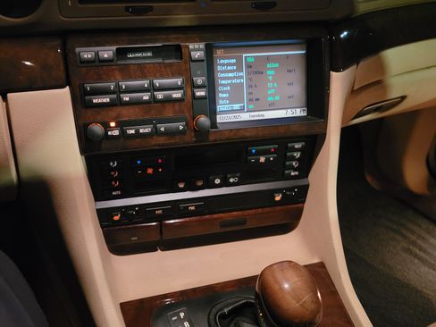 Used 1997 BMW 740iL image 12