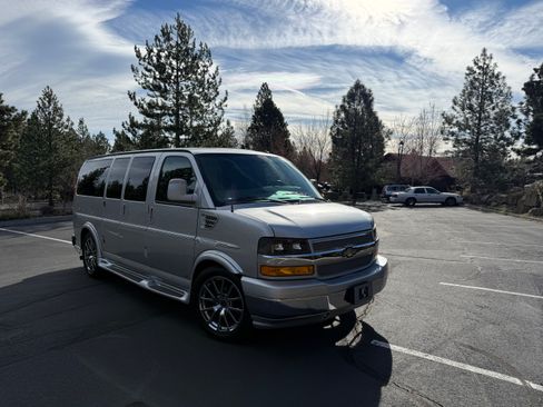 Used 2013 Chevrolet Express 1500 AWD image 1