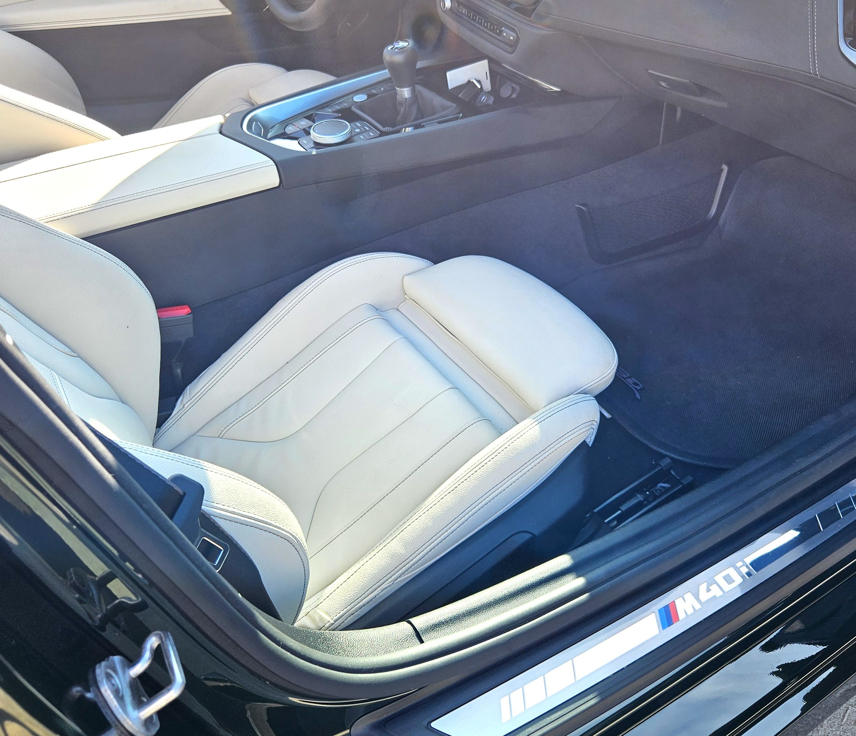 Used 2025 BMW Z4 M40i w/ Edition RWD image 21