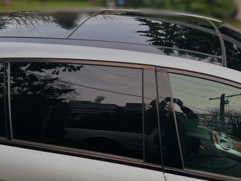 Used 2006 Mercedes-Benz R 350 4MATIC image 5