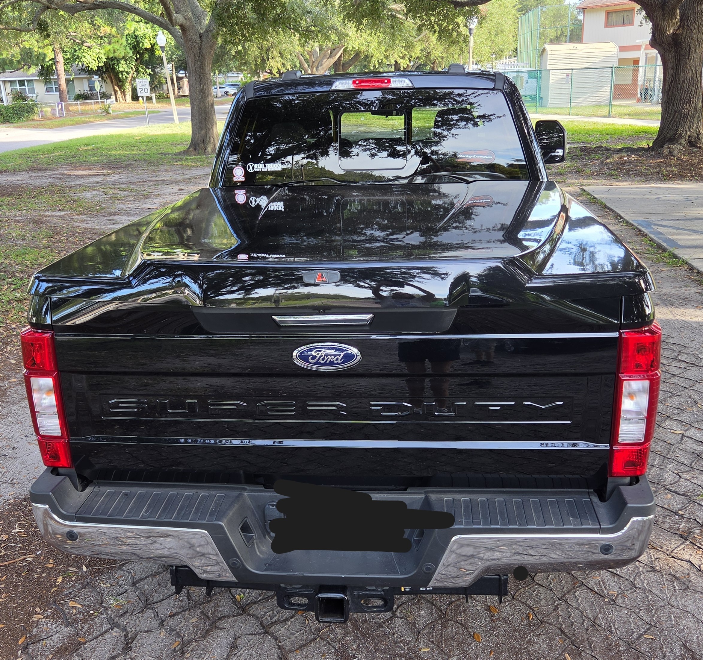 Used 2022 Ford F250 XLT w/ XLT Premium Package AWD/4WD image 6