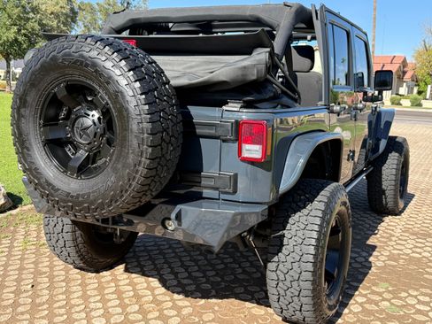 Used 2016 Jeep Wrangler Unlimited Sport w/ Connectivity Group image 11