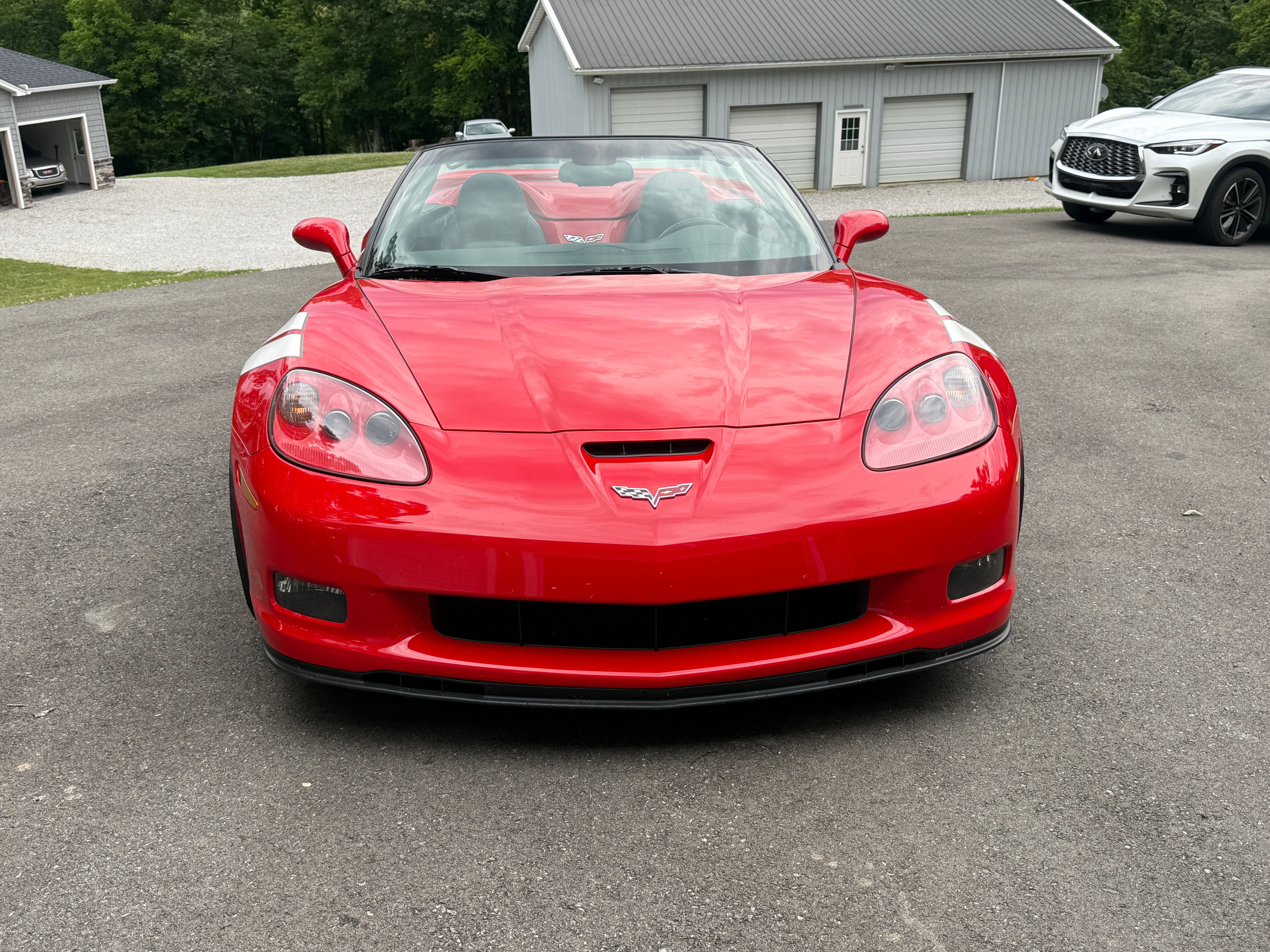 Used 2010 Chevrolet Corvette Grand Sport w/ Preferred Equipment Group RWD image 11