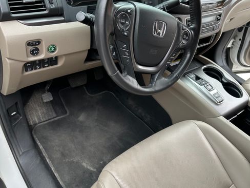 Used 2023 Honda Ridgeline RTL-E image 13