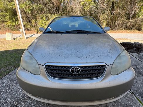 Used 2005 Toyota Corolla CE image 1