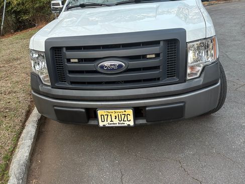 Used 2009 Ford F150 XL image 2