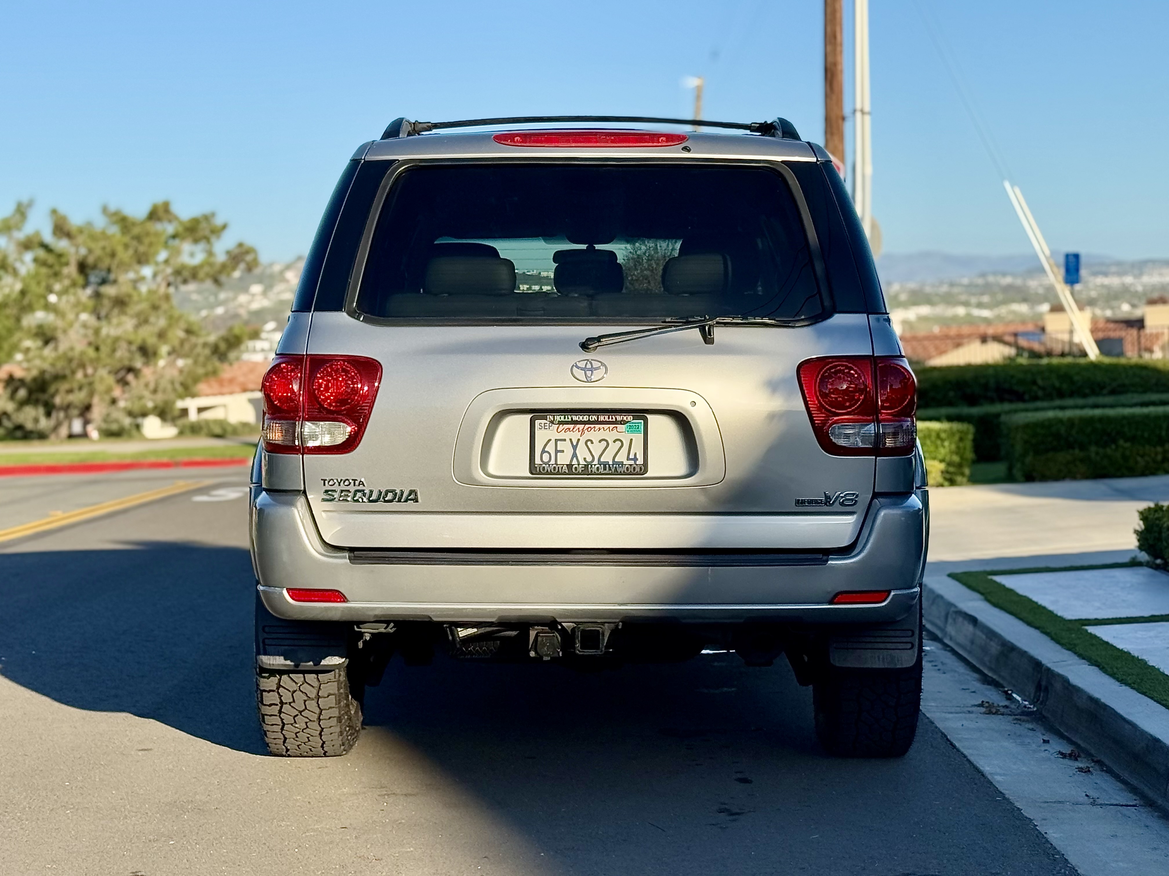 Used 2007 Toyota Sequoia SR5 w/ Towing Pkg RWD image 5