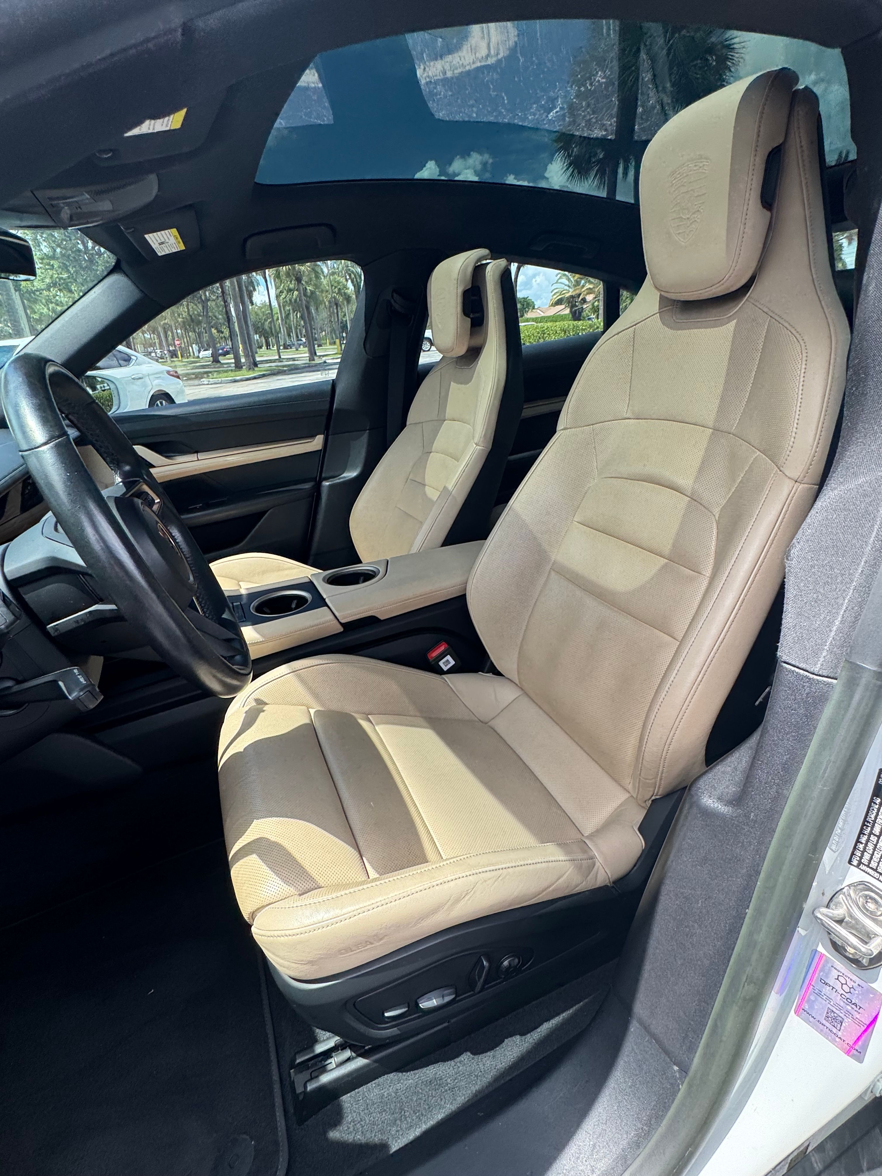 Used 2020 Porsche Taycan 4S AWD/4WD image 8